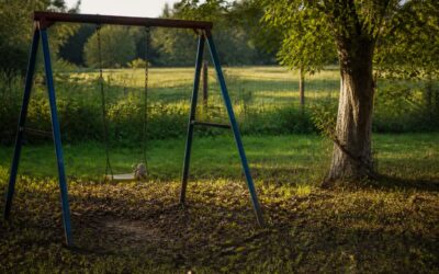 O fetiță de 11 ani din județul Bacău este căutată de trei zile cu elicoptere și drone