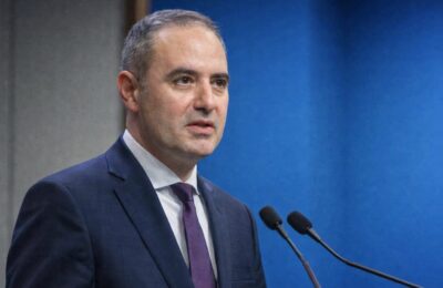 Salariile bugetarilor depind de un plafon strict. Ministerul Finanțelor impune o limită de 8 miliarde de lei