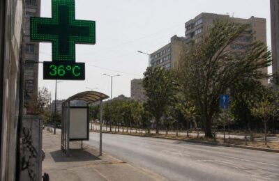 Vremea se schimbă radical în Transilvania: canicula din sud este înlocuită de vijelii și o răcire accentuată