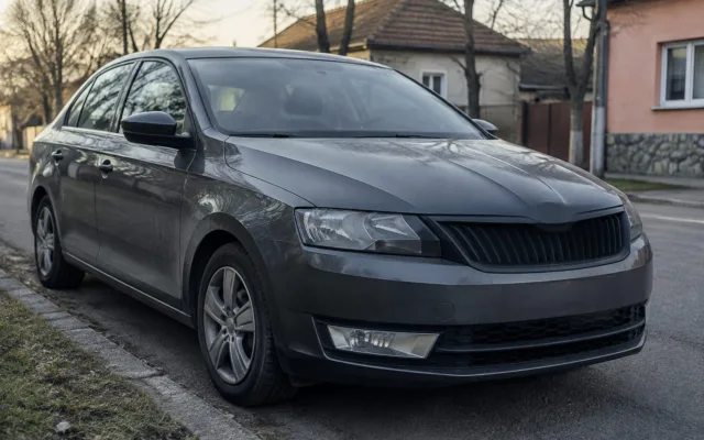 Autoturism parcat în Slimnic