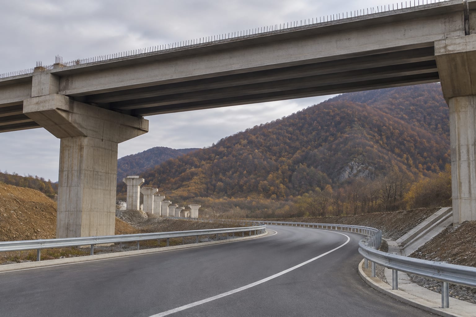 Lucrări pentru închiderea A1 la Boița