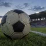 Minge pe gazonul Sibiu’s Municipal Stadium